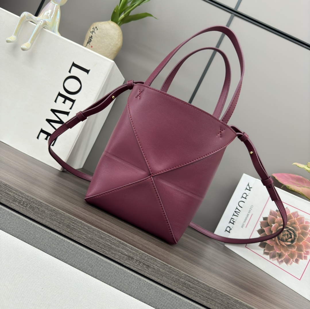 Loewe Shopping Bags